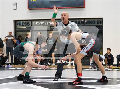 Thumbnail 1 in Roosevelt Invitational photogallery.