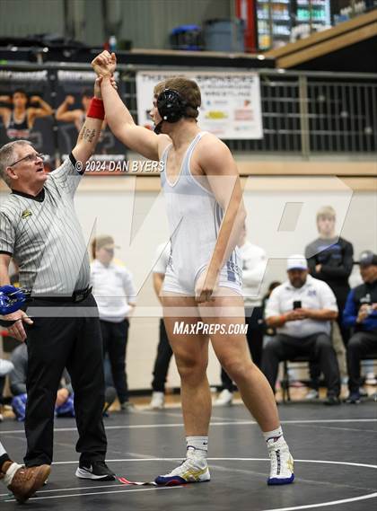 Thumbnail 3 in Roosevelt Invitational photogallery.