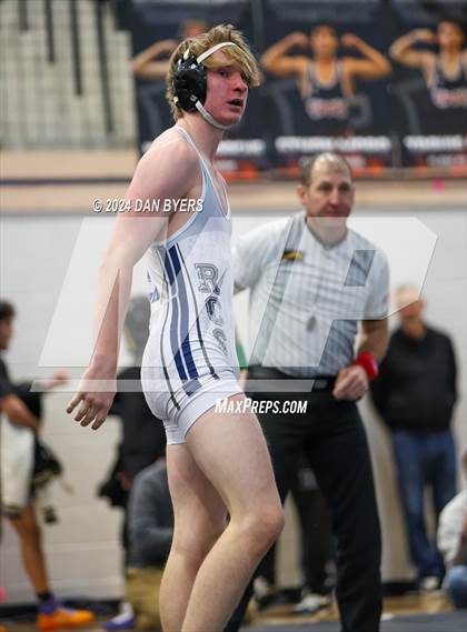 Thumbnail 3 in Roosevelt Invitational photogallery.