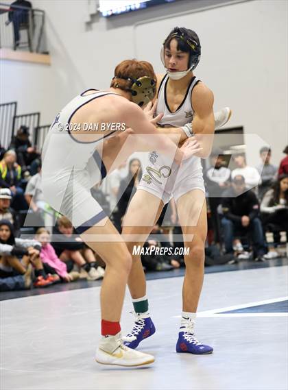 Thumbnail 3 in Roosevelt Invitational photogallery.