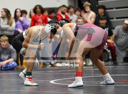 Thumbnail 2 in Roosevelt Invitational photogallery.