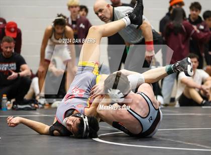 Thumbnail 1 in Roosevelt Invitational photogallery.