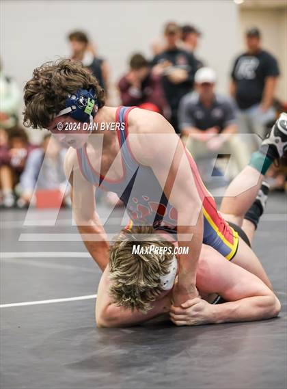 Thumbnail 2 in Roosevelt Invitational photogallery.