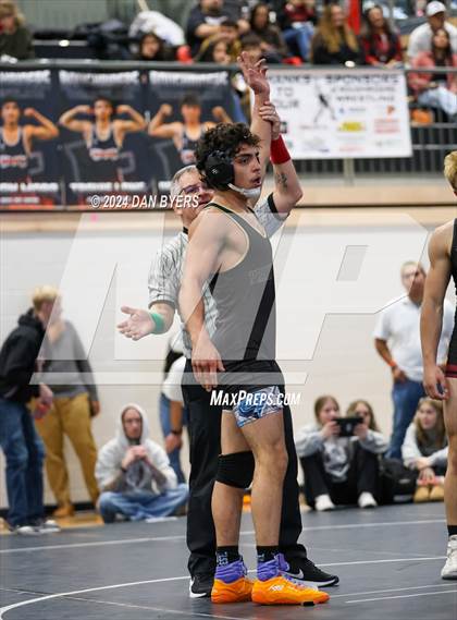 Thumbnail 1 in Roosevelt Invitational photogallery.