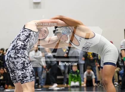 Thumbnail 1 in Roosevelt Invitational photogallery.