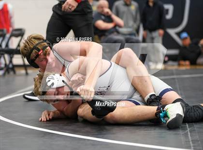 Thumbnail 2 in Roosevelt Invitational photogallery.