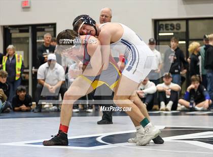 Thumbnail 3 in Roosevelt Invitational photogallery.