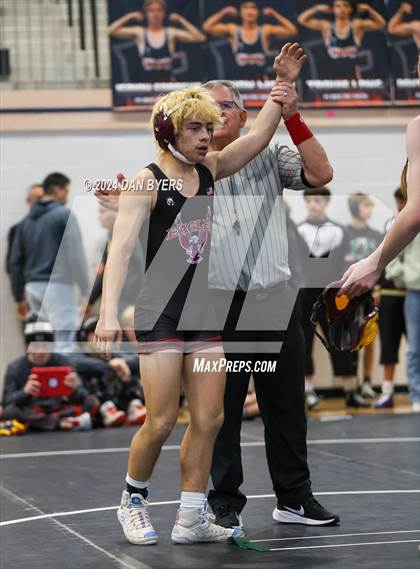 Thumbnail 1 in Roosevelt Invitational photogallery.