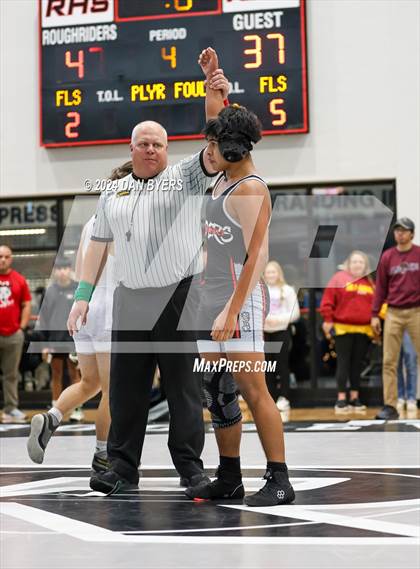 Thumbnail 3 in Roosevelt Invitational photogallery.