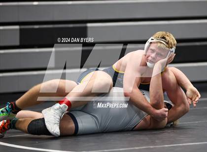 Thumbnail 1 in Roosevelt Invitational photogallery.