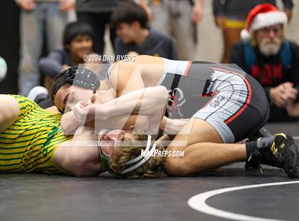 Thumbnail 2 in Roosevelt Invitational photogallery.