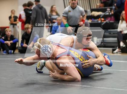 Thumbnail 1 in Roosevelt Invitational photogallery.