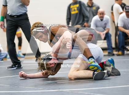 Thumbnail 3 in Roosevelt Invitational photogallery.
