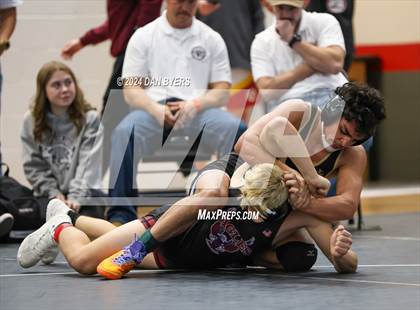 Thumbnail 2 in Roosevelt Invitational photogallery.