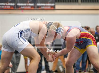Thumbnail 1 in Roosevelt Invitational photogallery.