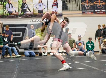 Thumbnail 1 in Roosevelt Invitational photogallery.