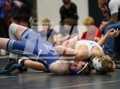 Thumbnail 3 in Roosevelt Invitational photogallery.