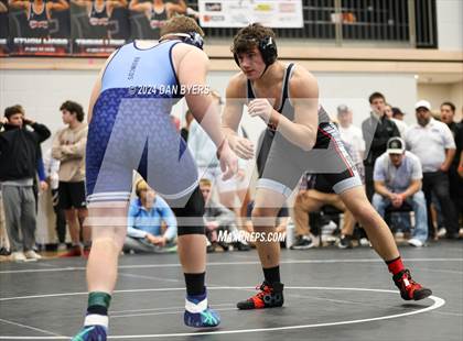 Thumbnail 1 in Roosevelt Invitational photogallery.