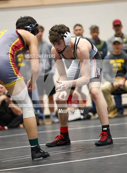 Thumbnail 3 in Roosevelt Invitational photogallery.