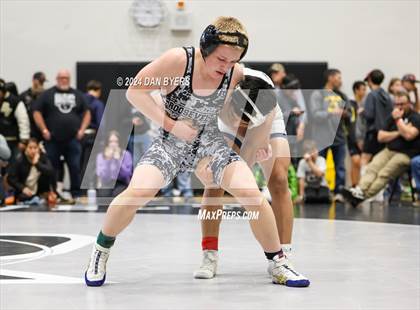 Thumbnail 2 in Roosevelt Invitational photogallery.