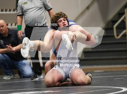 Thumbnail 1 in Roosevelt Invitational photogallery.