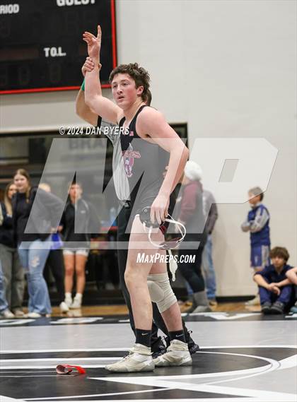 Thumbnail 2 in Roosevelt Invitational photogallery.