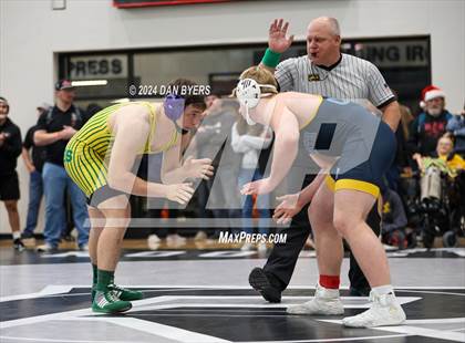 Thumbnail 1 in Roosevelt Invitational photogallery.