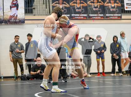 Thumbnail 1 in Roosevelt Invitational photogallery.