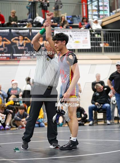 Thumbnail 2 in Roosevelt Invitational photogallery.