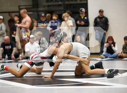 Thumbnail 3 in Roosevelt Invitational photogallery.