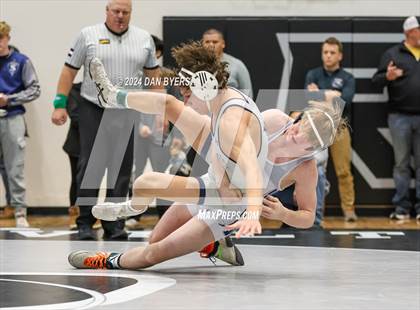 Thumbnail 3 in Roosevelt Invitational photogallery.