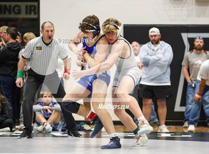 Thumbnail 3 in Roosevelt Invitational photogallery.