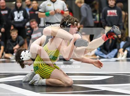 Thumbnail 2 in Roosevelt Invitational photogallery.