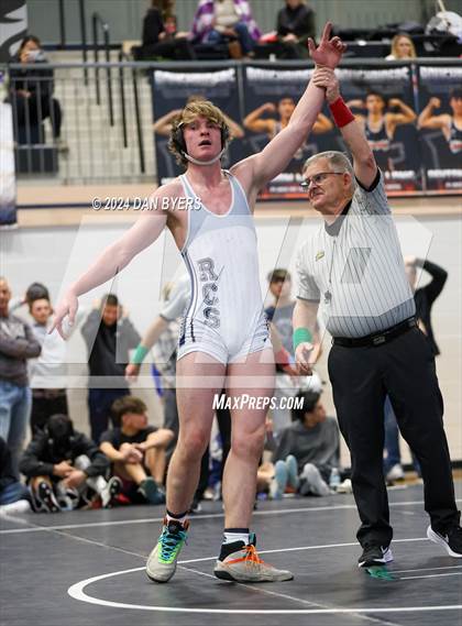 Thumbnail 2 in Roosevelt Invitational photogallery.