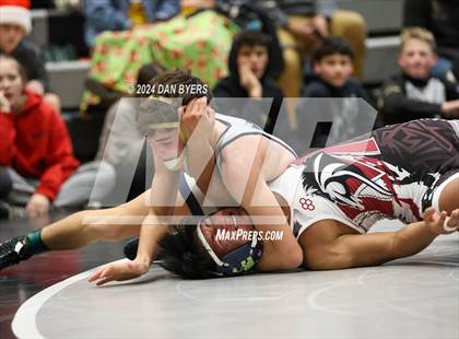 Thumbnail 3 in Roosevelt Invitational photogallery.