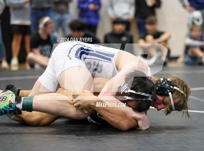 Thumbnail 2 in Roosevelt Invitational photogallery.