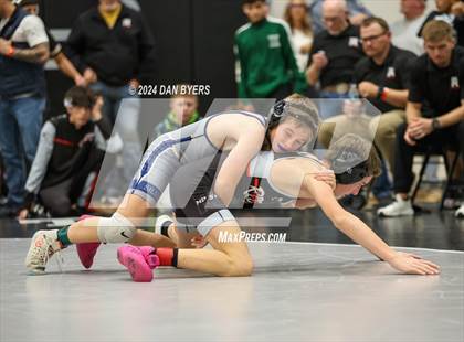 Thumbnail 3 in Roosevelt Invitational photogallery.
