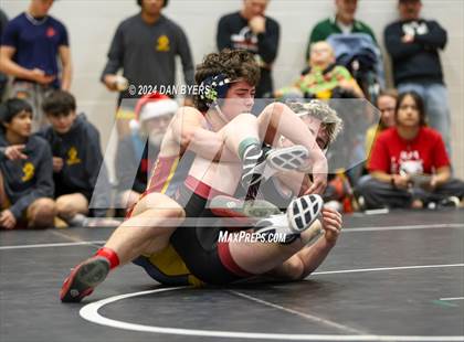 Thumbnail 1 in Roosevelt Invitational photogallery.