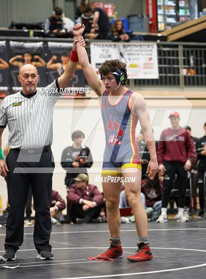 Thumbnail 1 in Roosevelt Invitational photogallery.