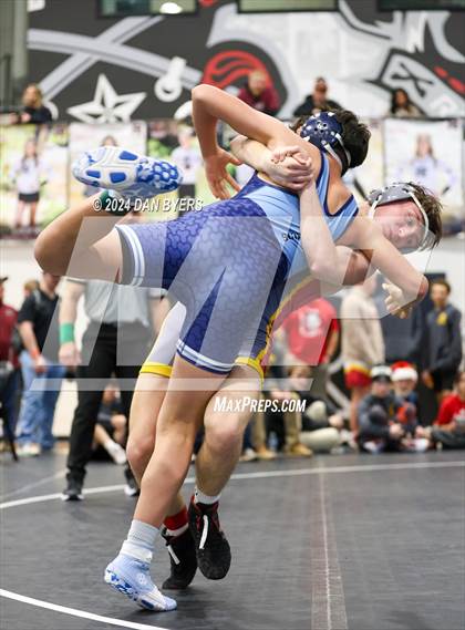 Thumbnail 1 in Roosevelt Invitational photogallery.