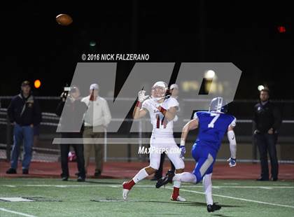 Thumbnail 1 in Miamisburg vs. La Salle (OSHSAA Division 2 Regional Final) photogallery.