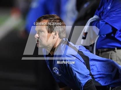 Thumbnail 3 in Miamisburg vs. La Salle (OSHSAA Division 2 Regional Final) photogallery.