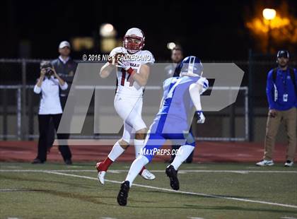 Thumbnail 3 in Miamisburg vs. La Salle (OSHSAA Division 2 Regional Final) photogallery.