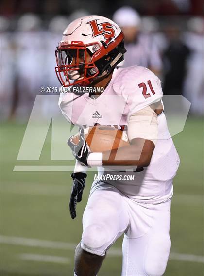 Thumbnail 2 in Miamisburg vs. La Salle (OSHSAA Division 2 Regional Final) photogallery.