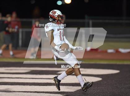 Thumbnail 1 in Miamisburg vs. La Salle (OSHSAA Division 2 Regional Final) photogallery.