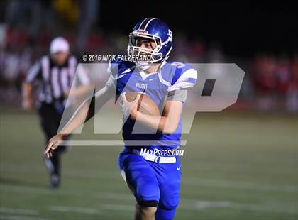 Thumbnail 3 in Miamisburg vs. La Salle (OSHSAA Division 2 Regional Final) photogallery.