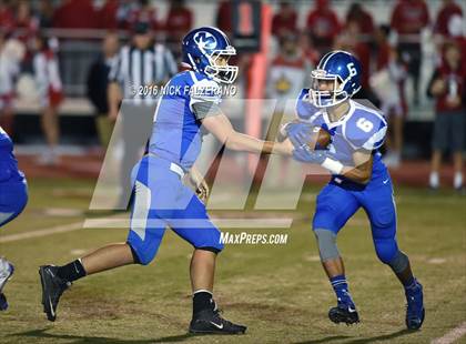 Thumbnail 2 in Miamisburg vs. La Salle (OSHSAA Division 2 Regional Final) photogallery.