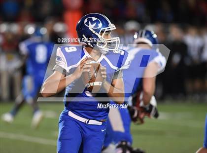 Thumbnail 2 in Miamisburg vs. La Salle (OSHSAA Division 2 Regional Final) photogallery.