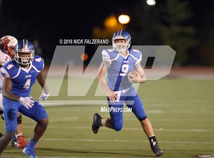 Thumbnail 3 in Miamisburg vs. La Salle (OSHSAA Division 2 Regional Final) photogallery.