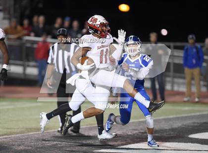 Thumbnail 3 in Miamisburg vs. La Salle (OSHSAA Division 2 Regional Final) photogallery.